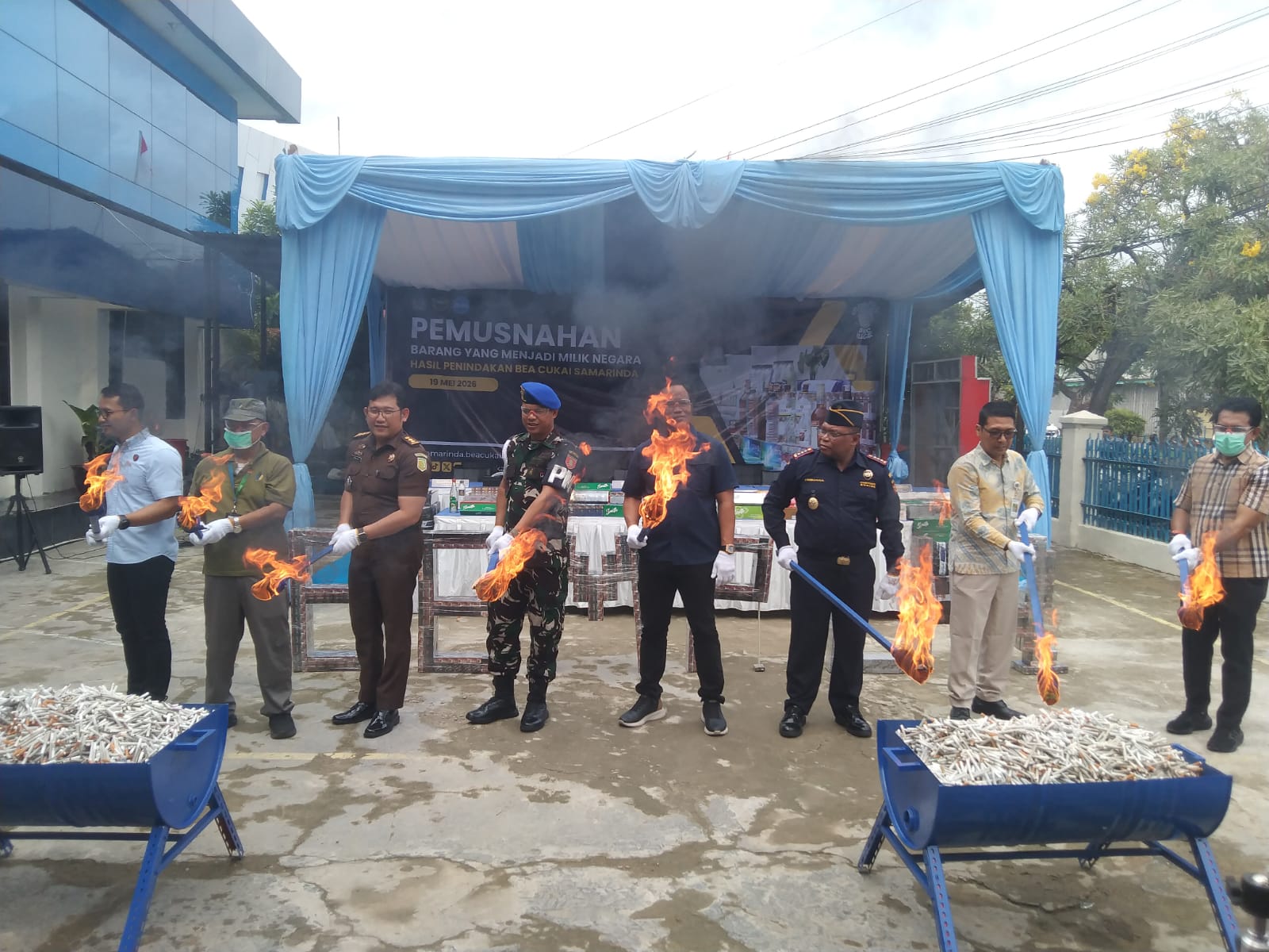 Pasi Intel Kodim 0901/Samarinda Hadiri Pemusnahan Barang Bukti Hasil Penindakan Bea dan Cukai 