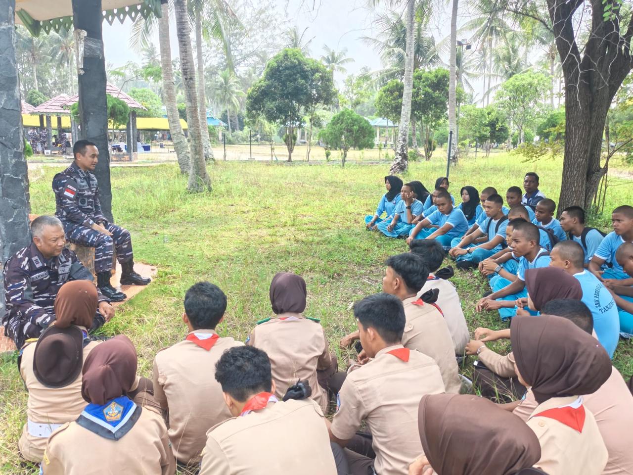 Sambut HUT Ke-81 TNI Angkatan Laut, Lanal Bintan Laksanakan Bersih Pantai Sambut HUT Ke-81 TNI Angkatan Laut, Lanal Bintan Laksanakan Bersih Pantai