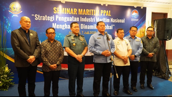 ASKOMLEK PANGKORMAR MENGIKUTI UPACARA PEMBUKAAN PELATIHAN TEKNIS OPERATOR UAV KORPS MARINIR TA. 2026 ASKOMLEK PANGKORMAR MENGIKUTI UPACARA PEMBUKAAN PELATIHAN TEKNIS OPERATOR UAV KORPS MARINIR TA. 2026