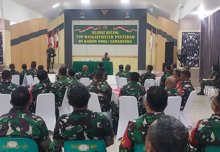 Inspektur Pusterad Berikan Pengarahan Wasgiatnister kepada Prajurit Kodim 0901/Samarinda
