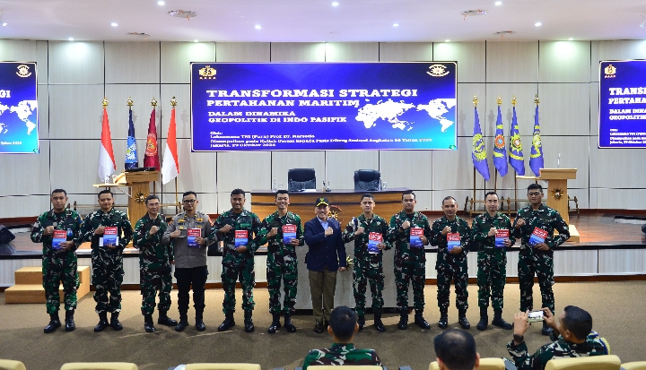 KULIAH UMUM LAKSAMANA TNI (PURN) PROF. Dr. MARSETIO KEPADA PASIS DIKREG SESKOAL ANGKATAN KE 66 KULIAH UMUM LAKSAMANA TNI (PURN) PROF. Dr. MARSETIO KEPADA PASIS DIKREG SESKOAL ANGKATAN KE 66