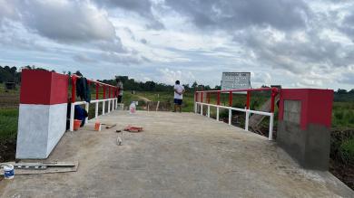 PEMBANGUNAN JEMBATAN BETON GARUDA DI KELURAHAN RAWA MAKMUR TERUS BERLANJUT PEMBANGUNAN JEMBATAN BETON GARUDA DI KELURAHAN RAWA MAKMUR TERUS BERLANJUT