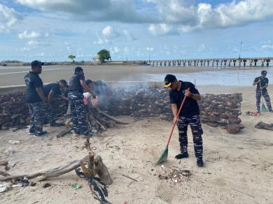 Lanal Dabo Singkep Gelar Persami KKRI TW II Tahun 2026 Lanal Dabo Singkep Gelar Persami KKRI TW II Tahun 2026