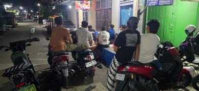 Babinsa Kelurahan Mesjid Hadiri Nobar Gembira Piala Dunia 2026 Bersama Warga Babinsa Kelurahan Mesjid Hadiri Nobar Gembira Piala Dunia 2026 Bersama Warga