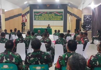 Inspektur Pusterad Berikan Pengarahan Wasgiatnister kepada Prajurit Kodim 0901/Samarinda